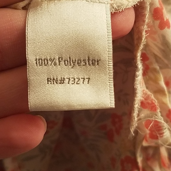 Flowy blouse perfect for Spring - Picture 4 of 4